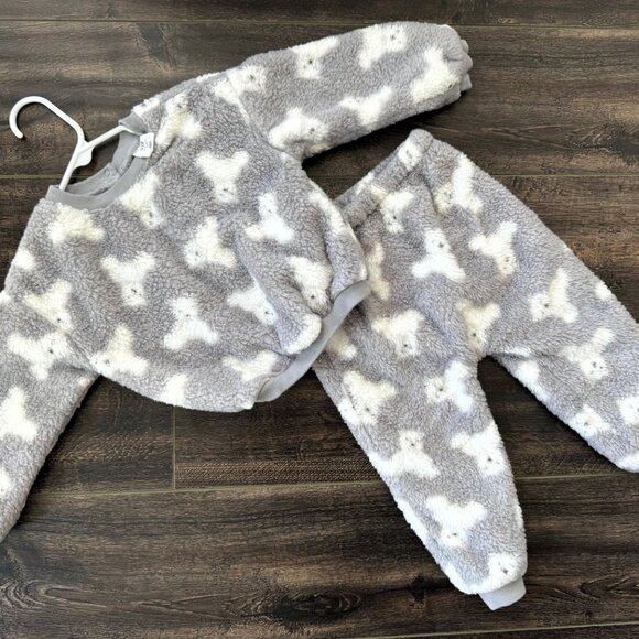 Baby Gap 2-Piece Polar Bear Fleece Sweatshirt & Sweatpants Set - 18-24 months - Picture 5 of 5